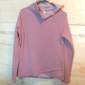 Long sleeve pullover